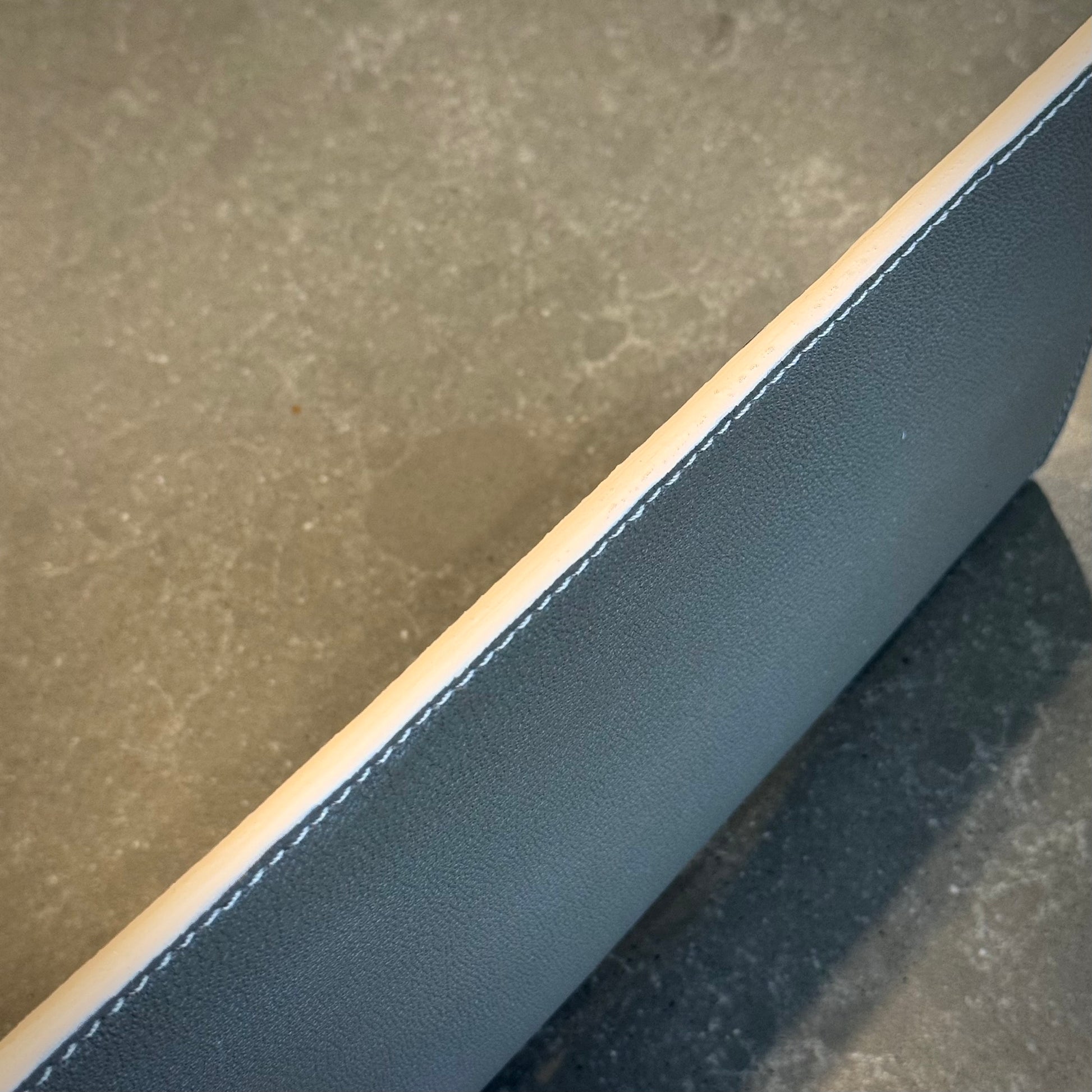 Taupe Prelude Clutch edge