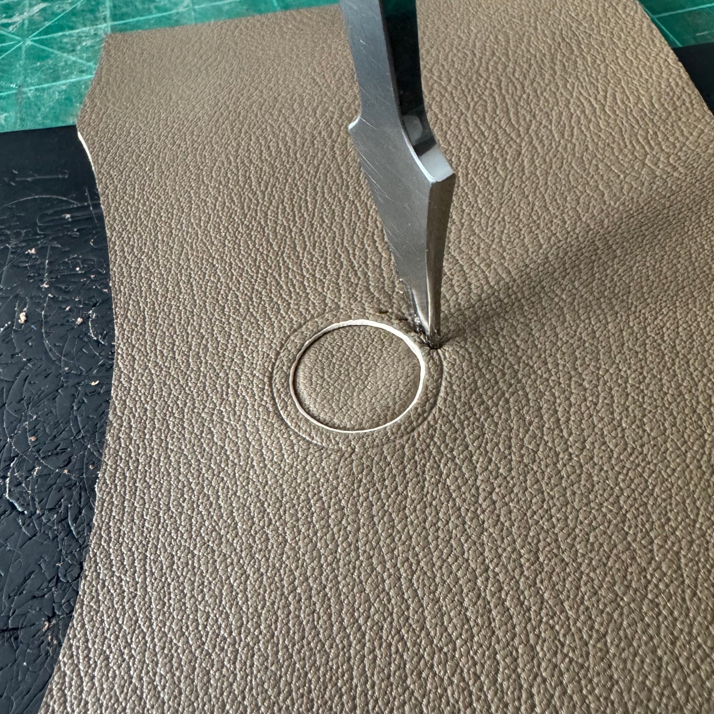 Taupe Prelude Clutch magnets sewing 1